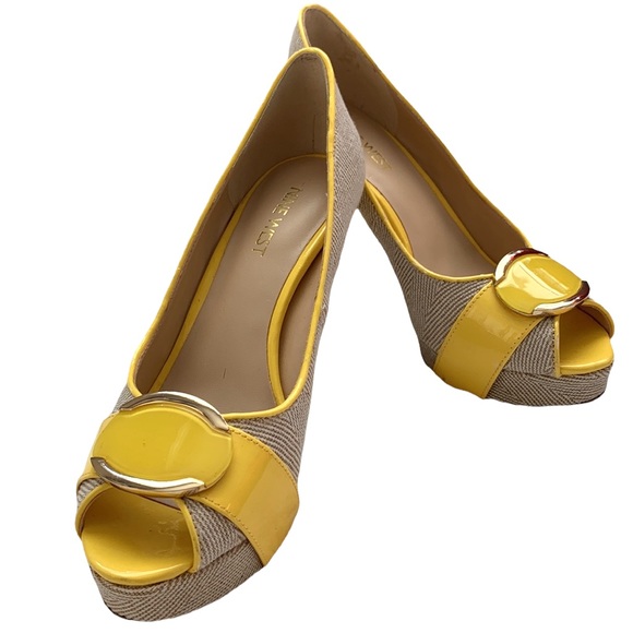 Nine West Catchmeo Peep Toe Heels Platforms, color Wheat & Yellow, size … - Picture 1 of 14